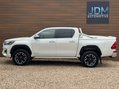 Toyota Hilux 2.4 HI-Luxury Invincible X D-4D 4WD Double Cab Auto 4WD 5dr 8
