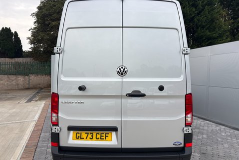 Volkswagen Crafter CR35 177 ps Tdi L2 H2 Trendline DSG Panel Van 12