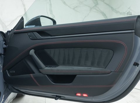 Porsche 911 GT3 (992) 25