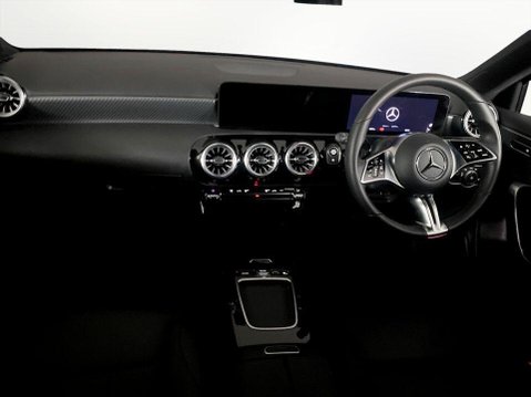 Mercedes-Benz A Class 1.3 A180h MHEV Sport (Executive) Hatchback 5dr Petrol Hybrid 7G-DCT Euro 6 18