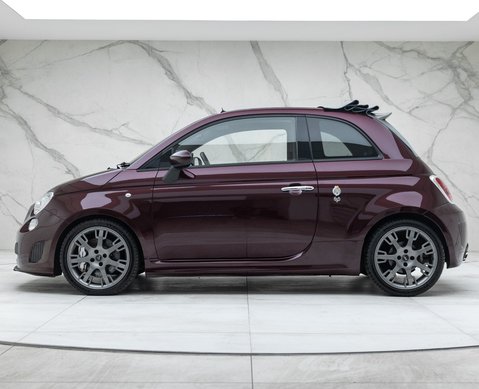 Abarth 695 Edizione Maserati 