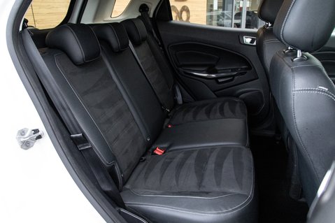 Ford Ecosport ST-LINE 34