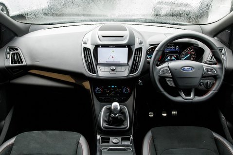 Ford Kuga ST-LINE EDITION 3