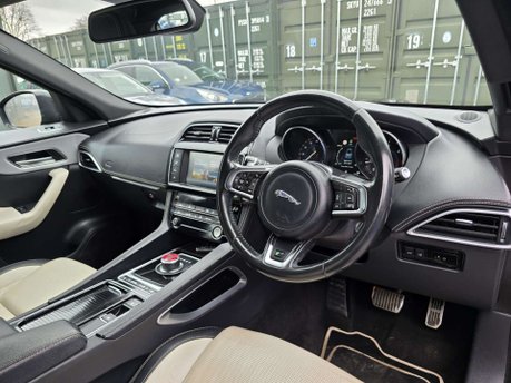 Jaguar F-Pace 2.0 D180 R-Sport SUV 5dr Diesel Auto AWD Euro 6 (s/s) (180 ps) 20
