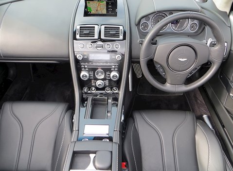 Aston Martin DBS Volante 14