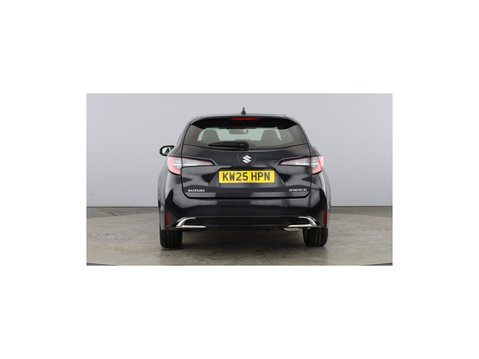 Suzuki Swace 1.8 Hybrid Motion Estata 7