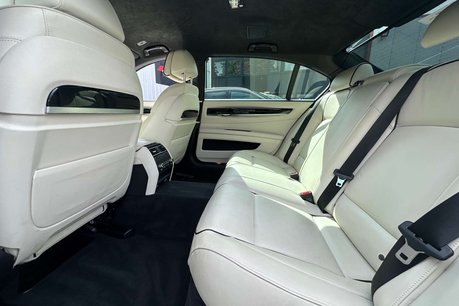 BMW 7 Series 3.0 730Ld SE Exclusive Saloon 4dr Diesel Auto Euro 5 (s/s) (258 ps) 21