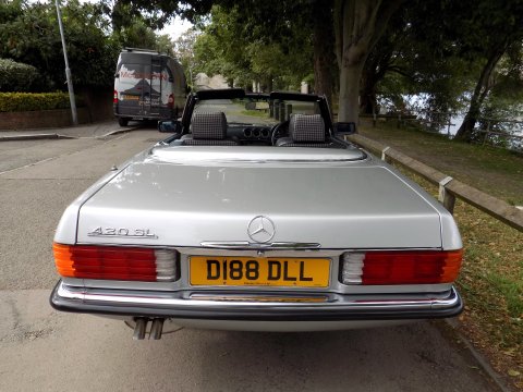 Mercedes-Benz R107 420 SL Sports 51
