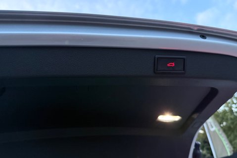 Skoda Superb SE L IV DSG PLUG IN HYBRID -ONE OWNER -FULL SERVICE HISTORY 49
