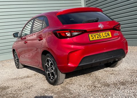 MG MG3 1.5 HYBRID+ TROPHY 13