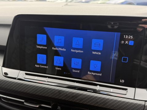 Volkswagen Golf 1.5 eTSI MHEV R-Line Hatchback 5dr Petrol Hybrid DSG Euro 6 (s/s) (150 ps) 39
