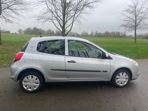 Renault Clio 1.2 Bizu Euro 5 3dr 6
