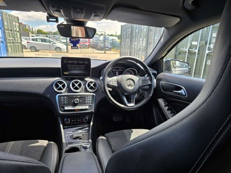 Mercedes-Benz A Class 1.6 A180 Sport Edition Hatchback 5dr Petrol 7G-DCT Euro 6 (s/s) (122 ps) 50