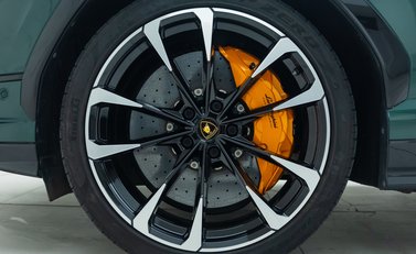 Lamborghini Urus S 30