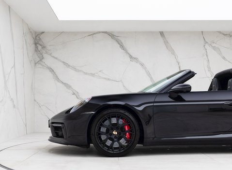 Porsche 911 (992) Targa 4 GTS 24