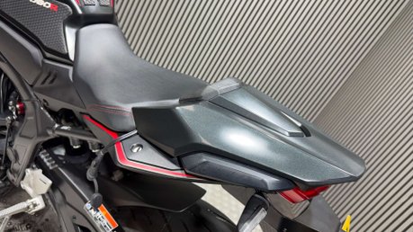 Honda CBR 2020 ONLY 790 MILES LONG MOT SERVICED SPORTS BIKE 650CC 40