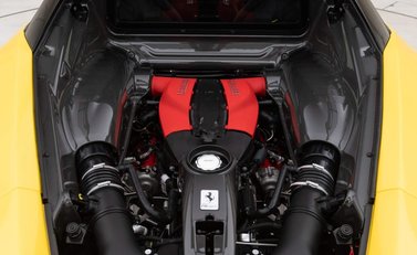 Ferrari F8 Tributo 34