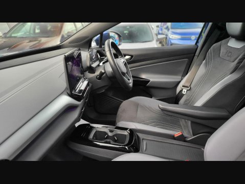 Volkswagen Id.5 Pro Performance 77kWh Style Auto 5dr 29