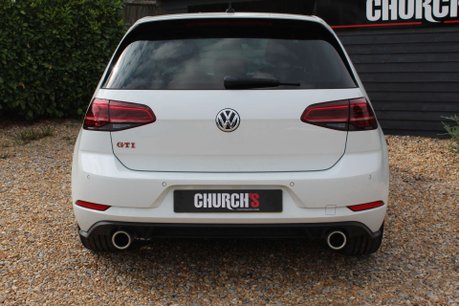 Volkswagen Golf 2.0 Golf GTi Performance TSi 3dr 19