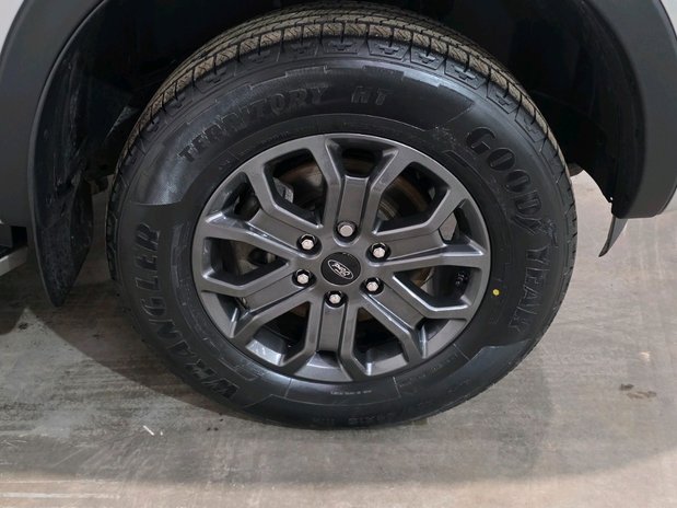 Ford Ranger Ranger Double Cab Wildtrak 2.0 EcoBlue 205 Auto Fitted with Canopy 4