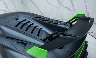 Lamborghini Huracan STO 27