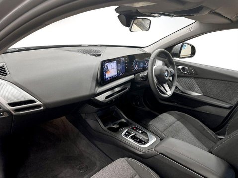 BMW 1 Series 1.5 120i MHT Sport Hatchback 5dr Petrol Hybrid DCT Euro 6 (s/s) (170 ps) Sa 15