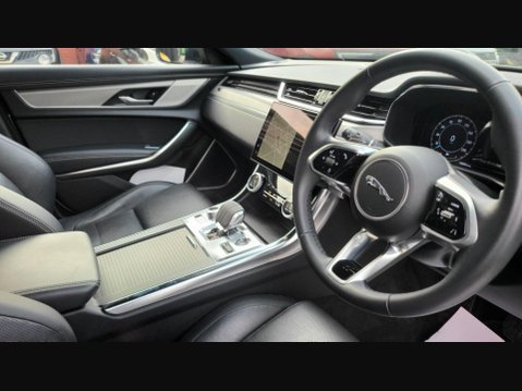 Jaguar XF R-DYNAMIC S 17