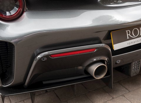 Ferrari 488 Pista 31