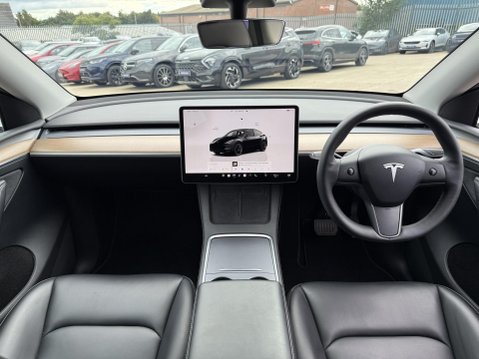 Tesla Model Y SUV 5dr Electric Auto RWD (346 ps) 31