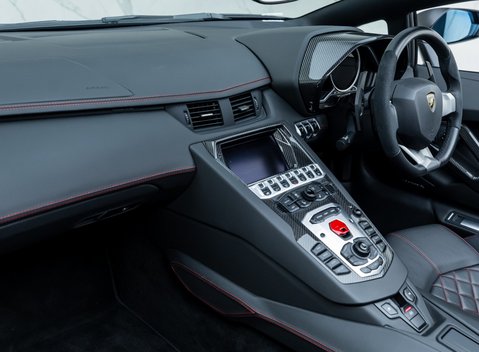 Lamborghini Aventador LP 720-4 50th Anniversary Roadster 21