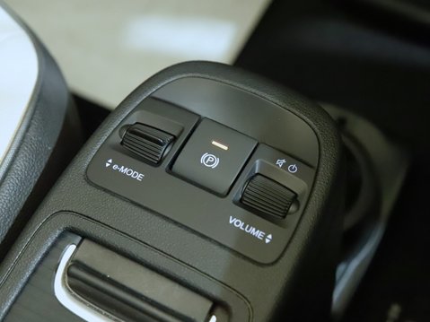 Fiat 500 87kW La Prima 42kWh 3dr Auto 28