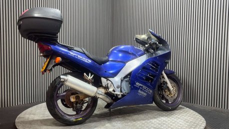 Suzuki RF 1994 RUNNING PROJECT BIKE CLASSIC SPARES OR REPAIR 600CC 3