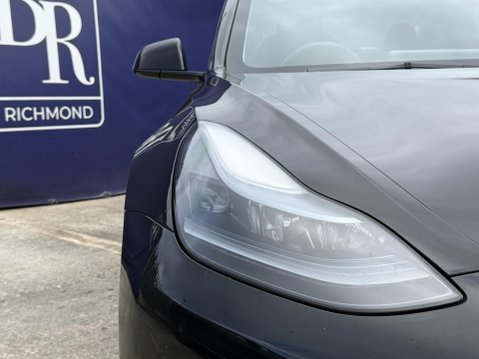 Tesla Model 3 Saloon 4dr Electric Auto RWD (241 bhp) 12