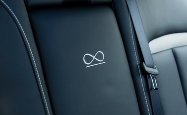 Rolls-Royce Cullinan Black Badge 17