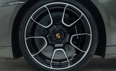 Porsche 911 Turbo S Cabriolet (992) 31