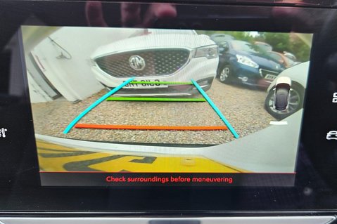 Citroen C3 PURETECH SHINE PLUS S/S..1 OWNER 3 SERVICES.APPLE CARPLAY..NAVIGATION 9