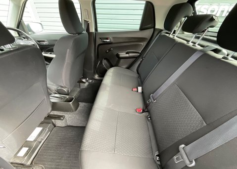 Suzuki Swift 1.2 Dualjet Hybrid SZ-T AUTO 19