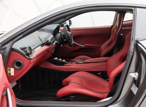 Ferrari F12 Berlinetta 12