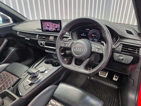 Audi RS4 2.9 TFSI V6 Estate 5dr Petrol Tiptronic quattro Euro 6 (s/s) (450 ps) 20
