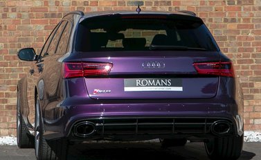 Audi RS6 Avant Performance 3