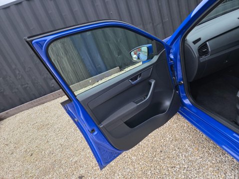 Skoda Fabia 1.0 SE Euro 6 (s/s) 5dr 17