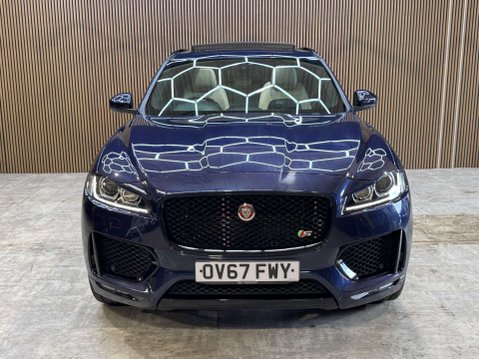 Jaguar F-Pace 3.0 F-PACE V6 S AWD D Auto 4WD 5dr 41