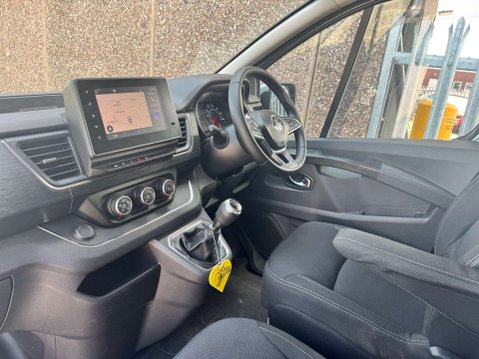Renault Trafic 2.0 dCi Blue LL30 Sport Panel Van 5dr Diesel Manual L2 H1 Euro 6 (s/s) (130 29