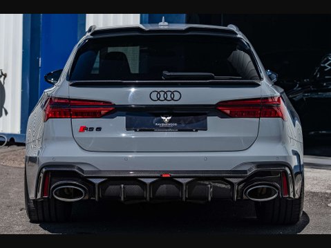 Audi RS6 4.0 RS 6 Carbon Black TFSI MHEV Quattro Auto 4WD 5dr 29