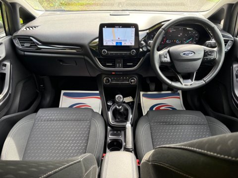 Ford Fiesta TITANIUM 14