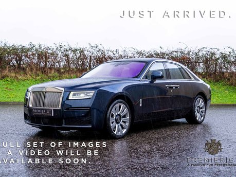 Rolls-Royce Ghost V12. STARLIGHT. H, C & M SEATS. REAR ENTERTAINMENT. HUD. A/CRUISE CONTROL