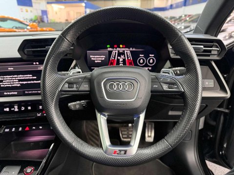 Audi RS3 2.5 TFSI Vorsprung Sportback 5dr Petrol S Tronic quattro Euro 6 (s/s) (400 31
