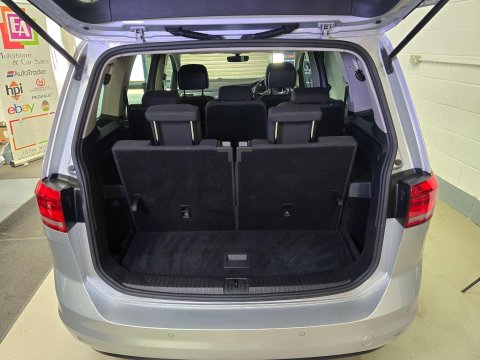 Volkswagen Touran 1.6 TDI BlueMotion Tech SE Euro 6 (s/s) 5dr 13