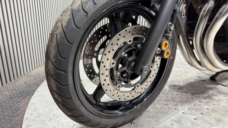 Yamaha XJR1300 RACER 2015 13K MOT MARCH 2027 WARRANTY MUSCLE BIKE 10