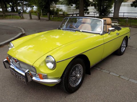 MG B ROADSTER 55